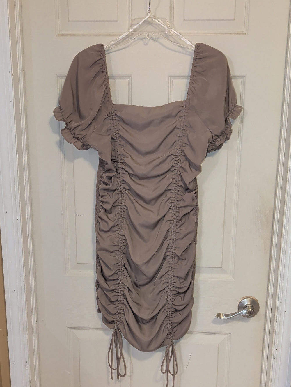 Ruched Puff Sleeve Dress in Taupe Size L
